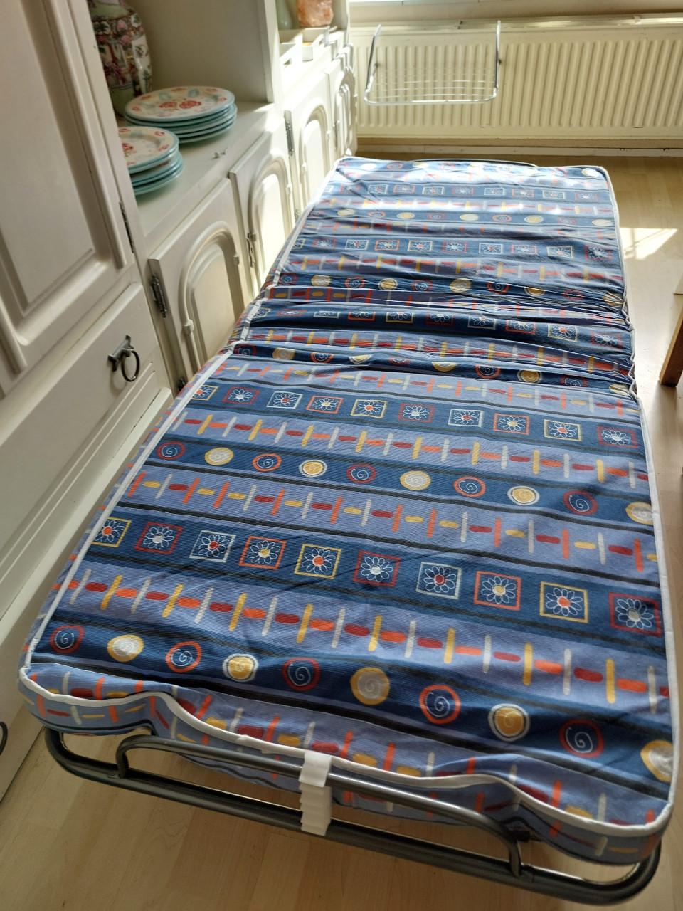2 opklapbedden