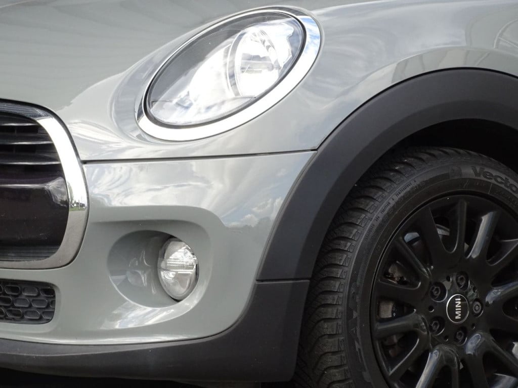 Mini Cooper mini 1.5 business | navi | bluetooth | 16"
