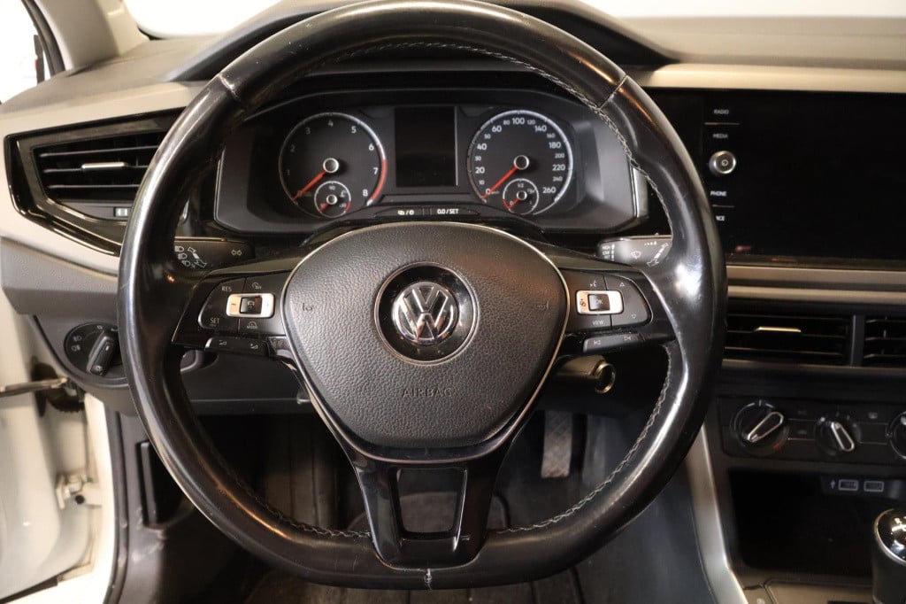 Volkswagen Polo 1.0 tsi comfortline nl auto, acc, trekhaak, appconnect