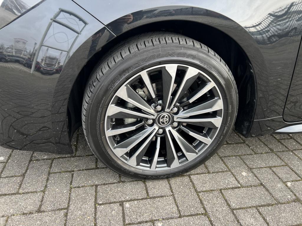 Toyota Corolla Touring Sports hybrid 140 dynamic
