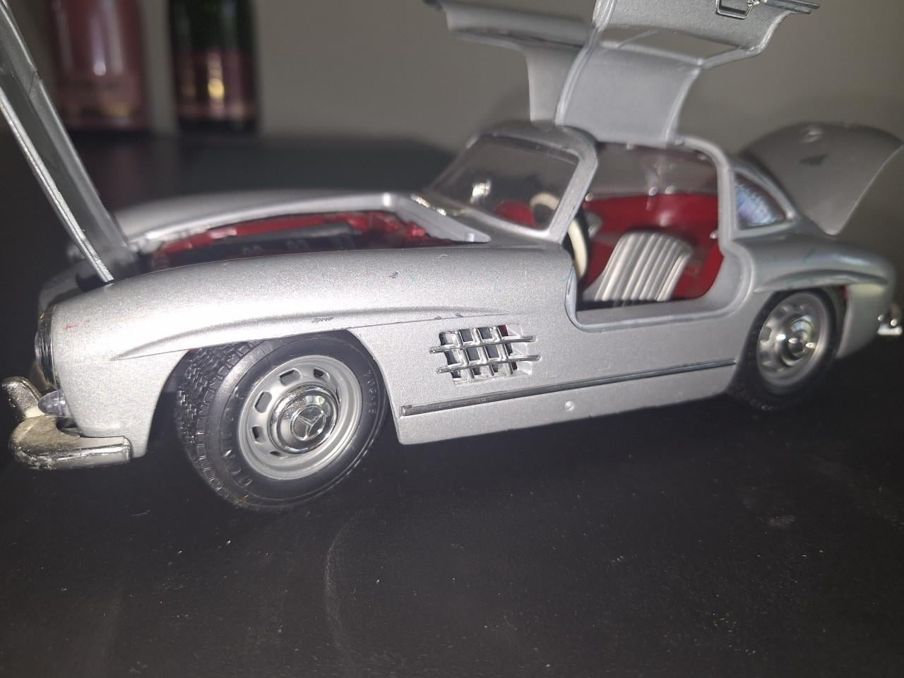 Mercedes 300 sl 1954 scale 1/18