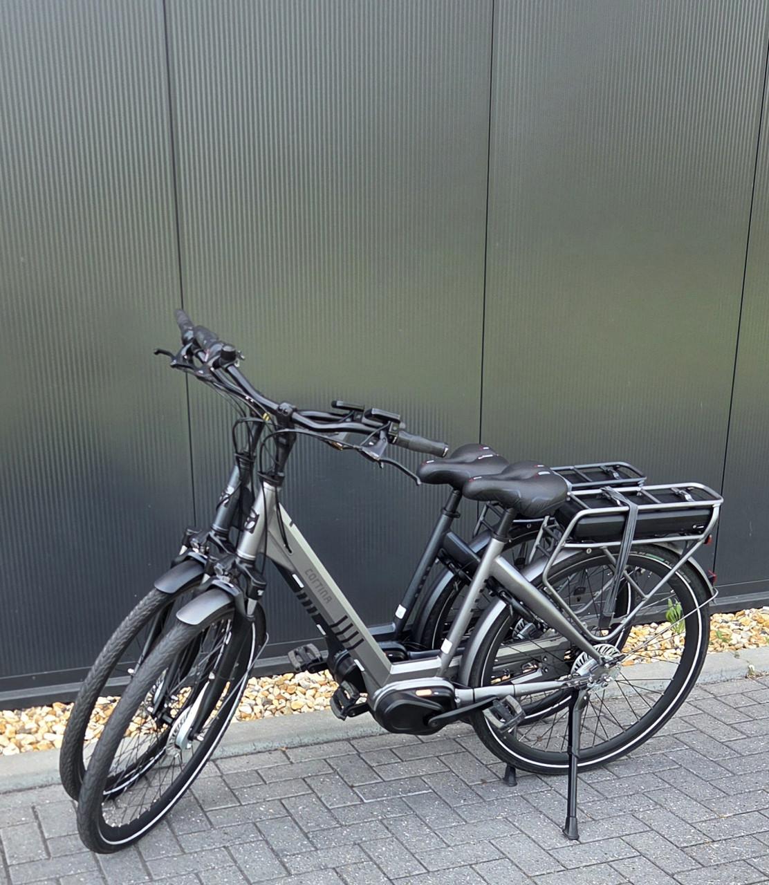 Mooie nette Set Cortina E-Octa 53cm 750Wh