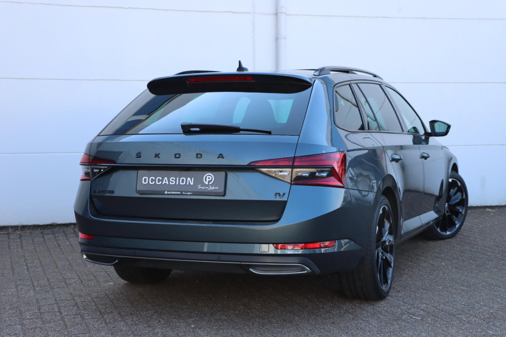 Skoda Superb combi 1.4 tsi iv sportline business 218pk dsg6 skoda superb co