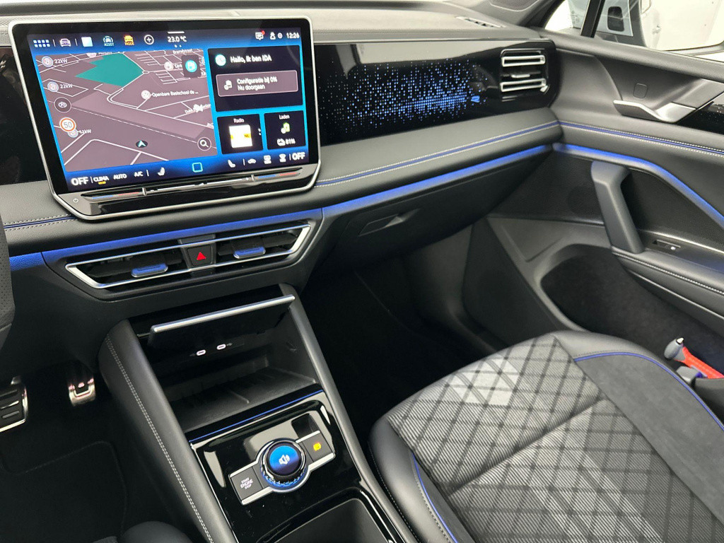 Volkswagen Tiguan r-line-edition 1.5 ehybrid 150 kw / 204 pk suv 6 v