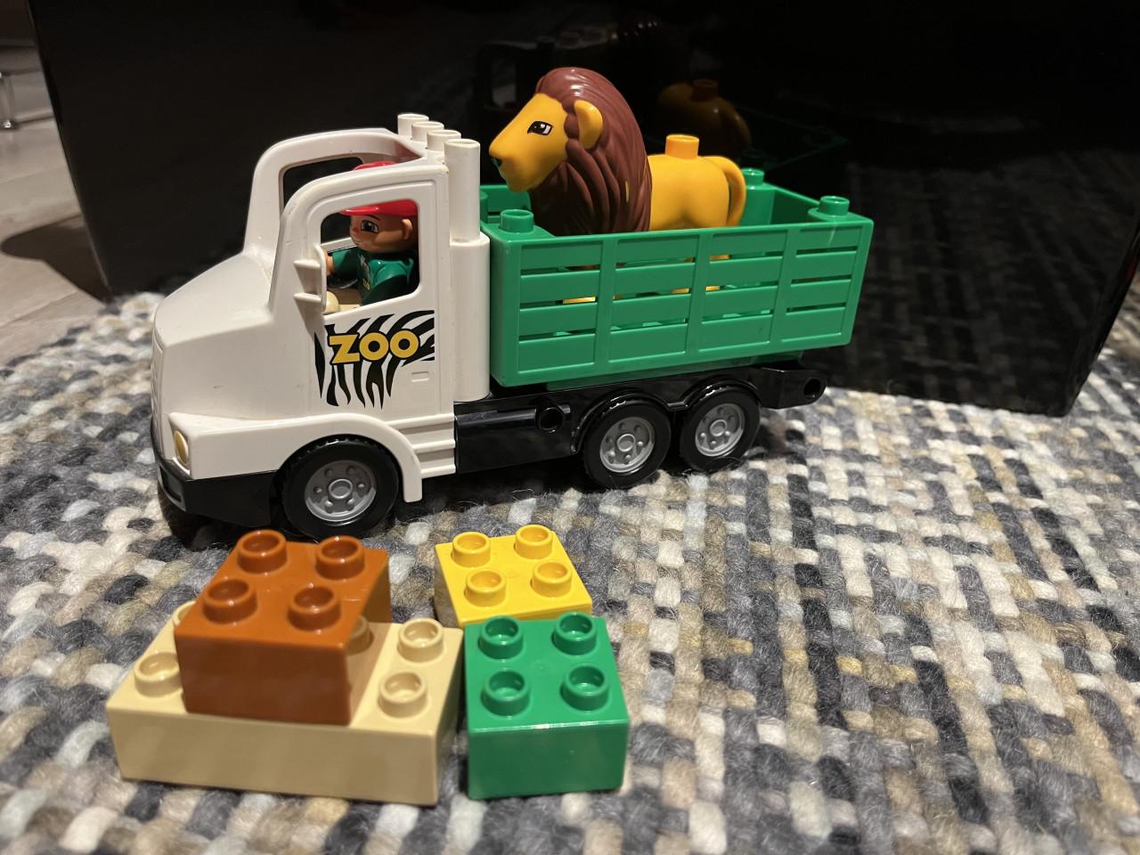Duplo dierentuintruck 6172 & dierenverzorger 5632 & quad 5645