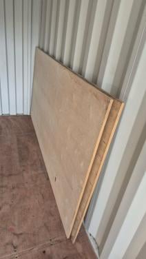 Multiplex platen 2440 x 1220 x 16