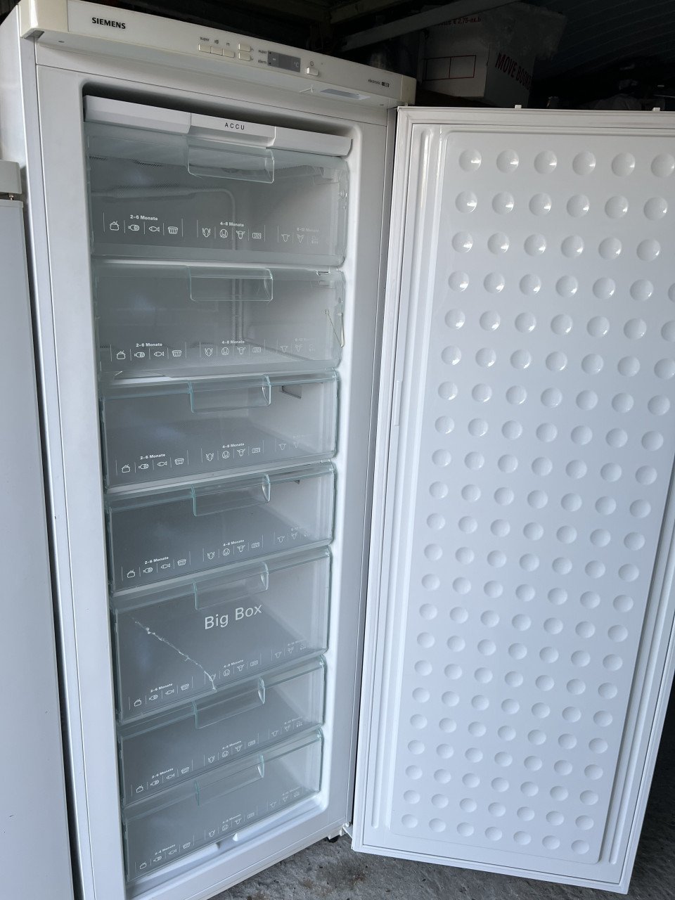 Siemens Vrieskast 8 Laden 303 Liter A+ Klasse vriezer
