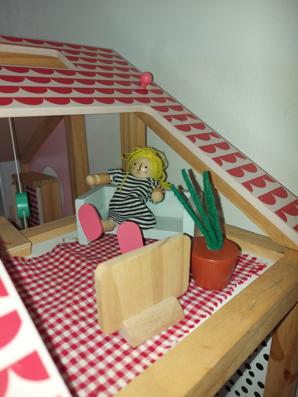 Z.g.a.n. houten HEMA poppenhuis incl. interieur en poppetjes