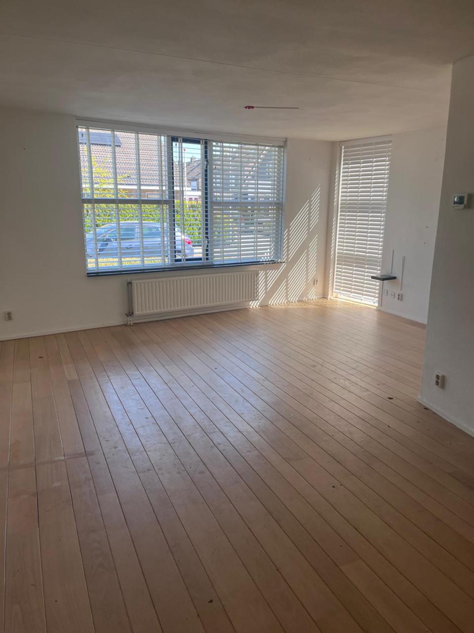 Burg. C Koertstraat 5 Wolphaatsdijk