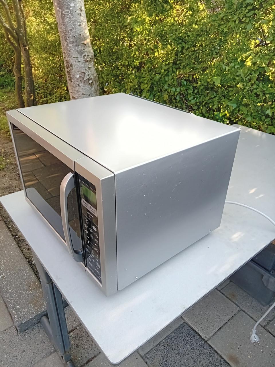 Sharp combimagnetron nette staat