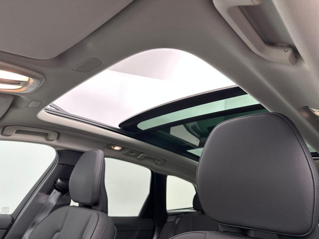 Volvo XC60 t6 398pk recharge ultra dark|