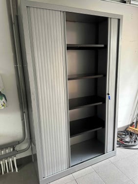 Roldeur Archief kast