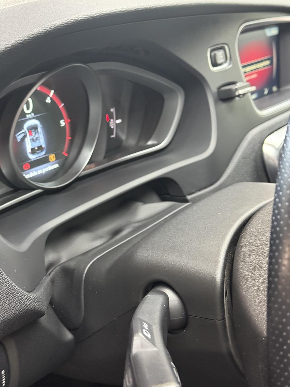 Volvo V40 2.0 D4 | 2014 model | 240 PK | Zwart R Design