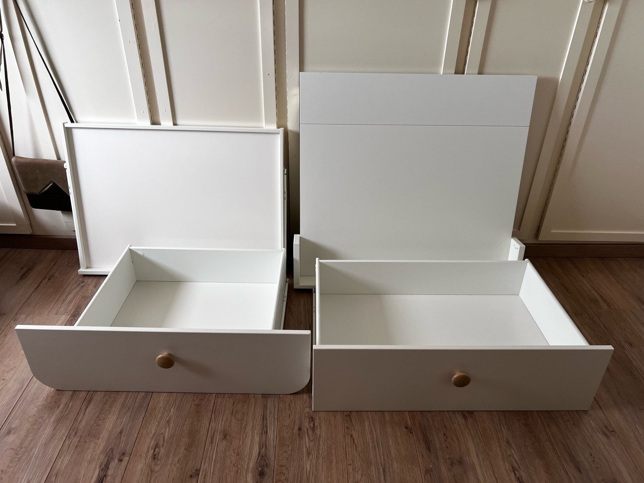 Babybedje + commode IKEA MYLLRA