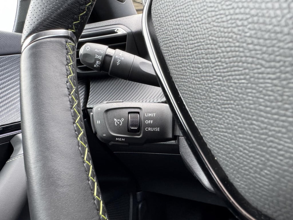 Peugeot E-2008 ev gt 50 kwh | adapt. cruise control | stoelverwarming | dod