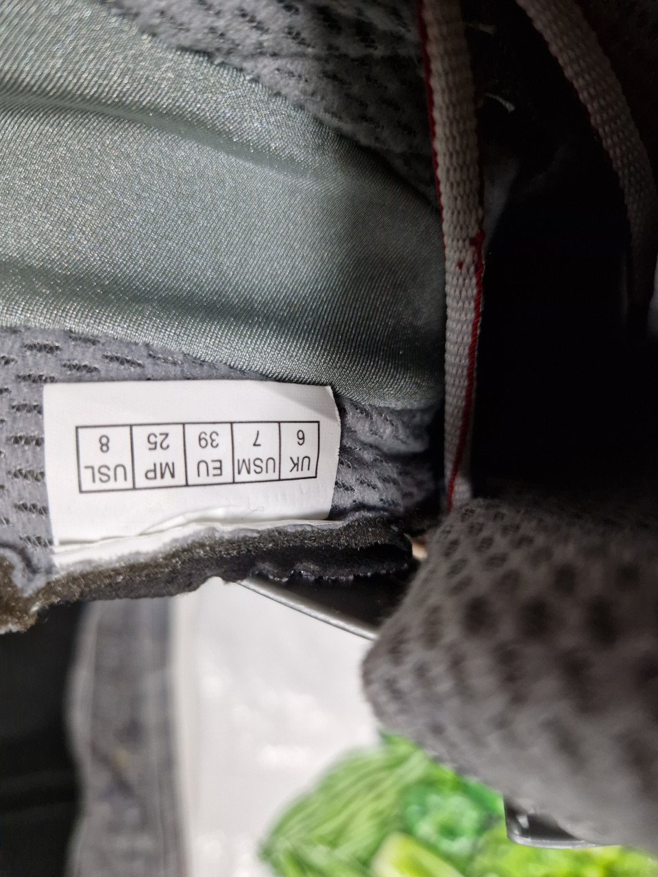 Fila skates