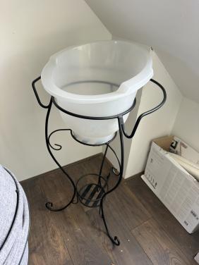 Tummitub met standaard