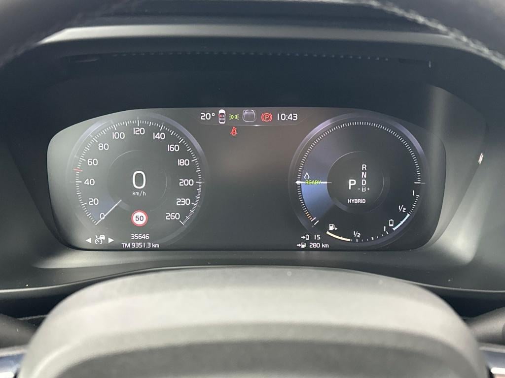 Volvo XC40 t5 262pk recharge ultra dark| adap.cruise| pano| 360camera| trek