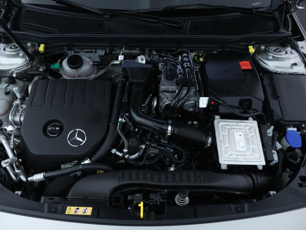 Mercedes-Benz Cla 250 e premium plus | memory pakket | panoramadak | sfeerv