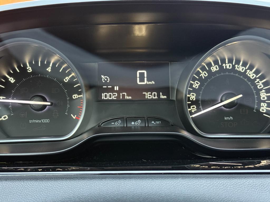 Peugeot 208 1.2 puretech - active