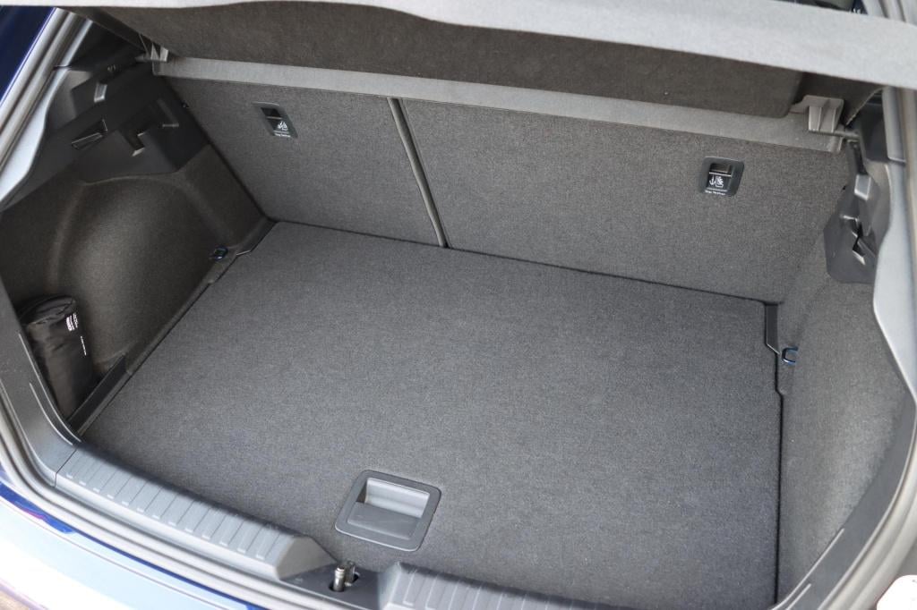 Audi A1 Sportback 30 tfsi s edition 115pk | carplay | sensoren