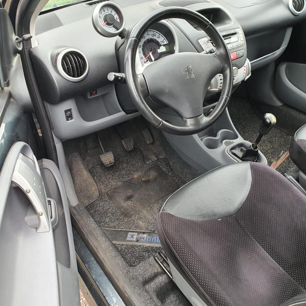 Peugeot 107 1.0 12V XR