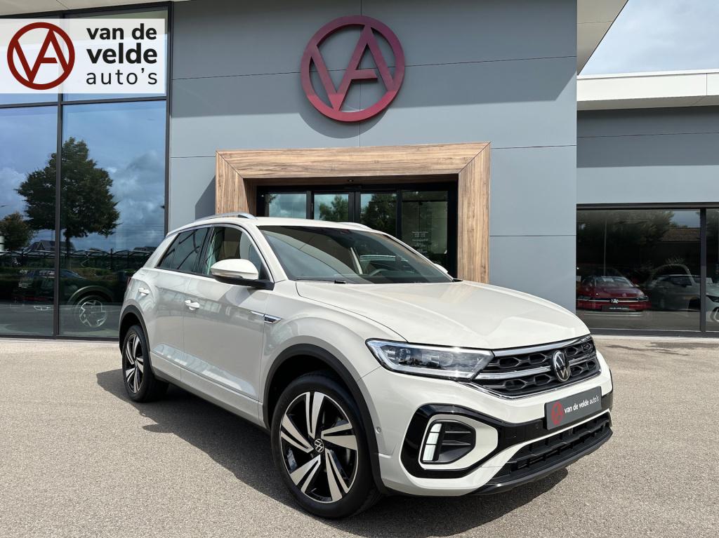 Volkswagen T-roc 1.5 tsi 150pk dsg r-line | trekhaak | camera | keyless | e