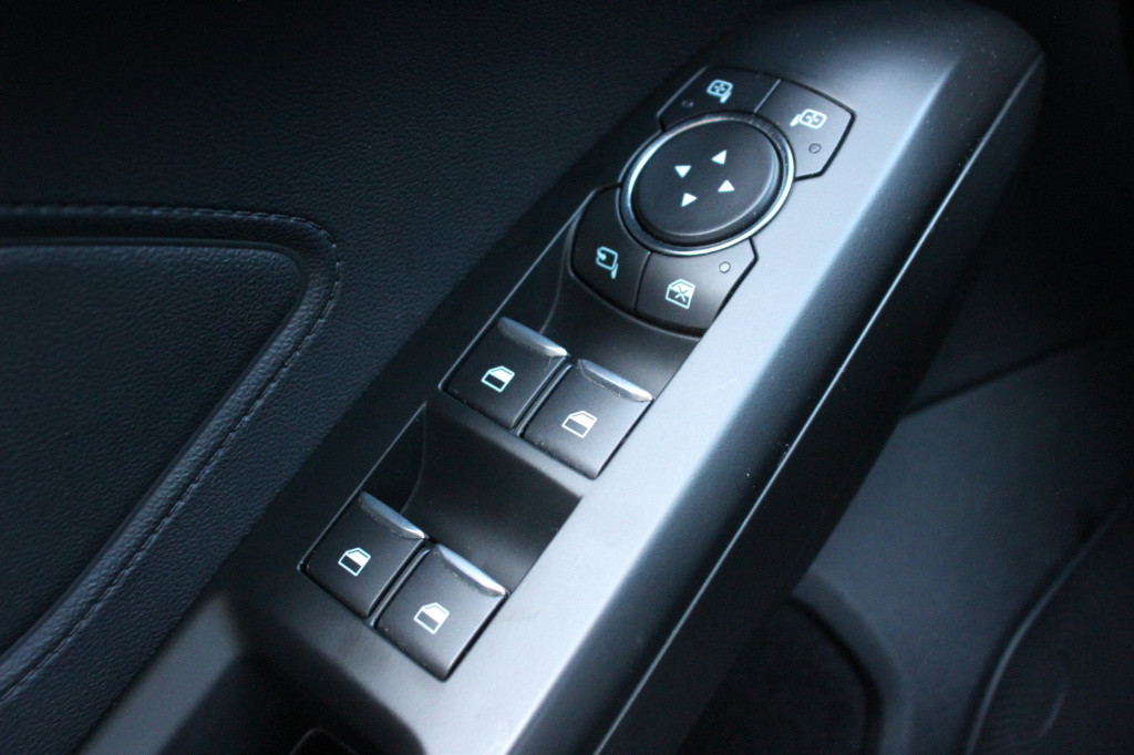 Ford Focus wagon 1.5 ecoboost active business | navi | acc | camera