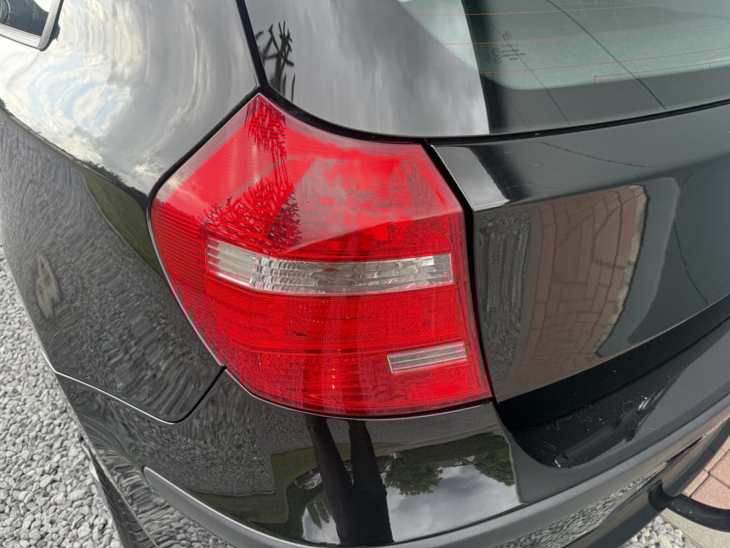 BMW 1 Serie 116i 2.0 122pk executive 3-drs