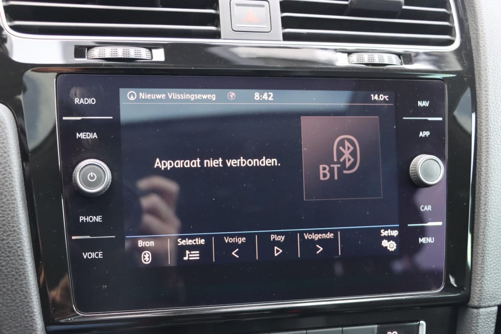 Volkswagen Golf 1.6 tdi highline r-line