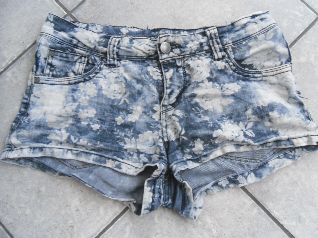 KLEDING