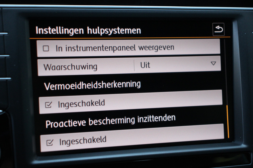 Volkswagen Passat variant 2.0 tsi 220pk highline r-line | dynauidio | acc |