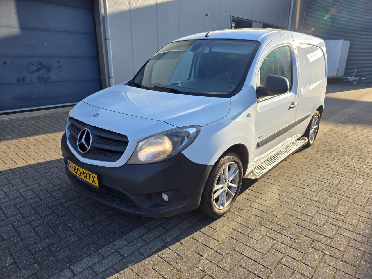 Te koop bijzonder nette Mercedes Citan