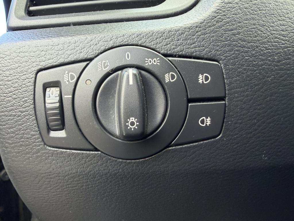 BMW X1 sdrive18i executive