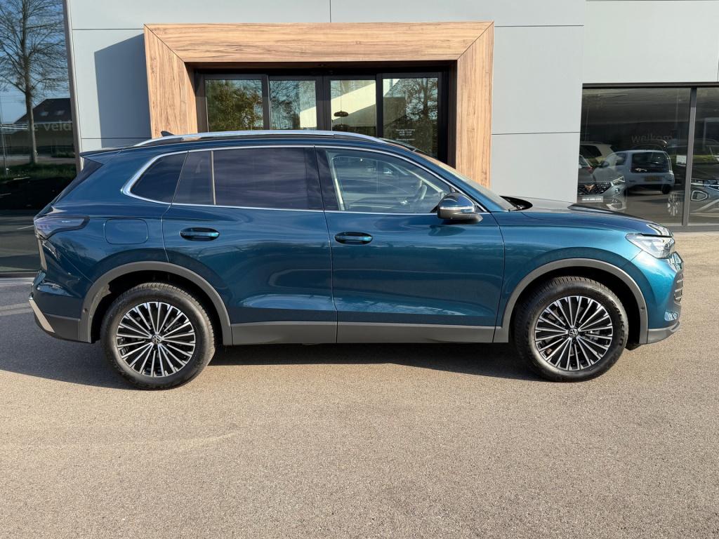 Volkswagen Tiguan 1.5 204pk ehybrid elegance | trekhaak | 360 camera | dode
