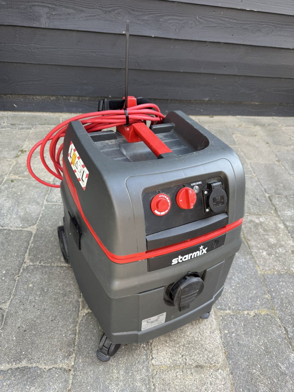 Starmix stofzuiger ISC L-1425 Top (met extra's)