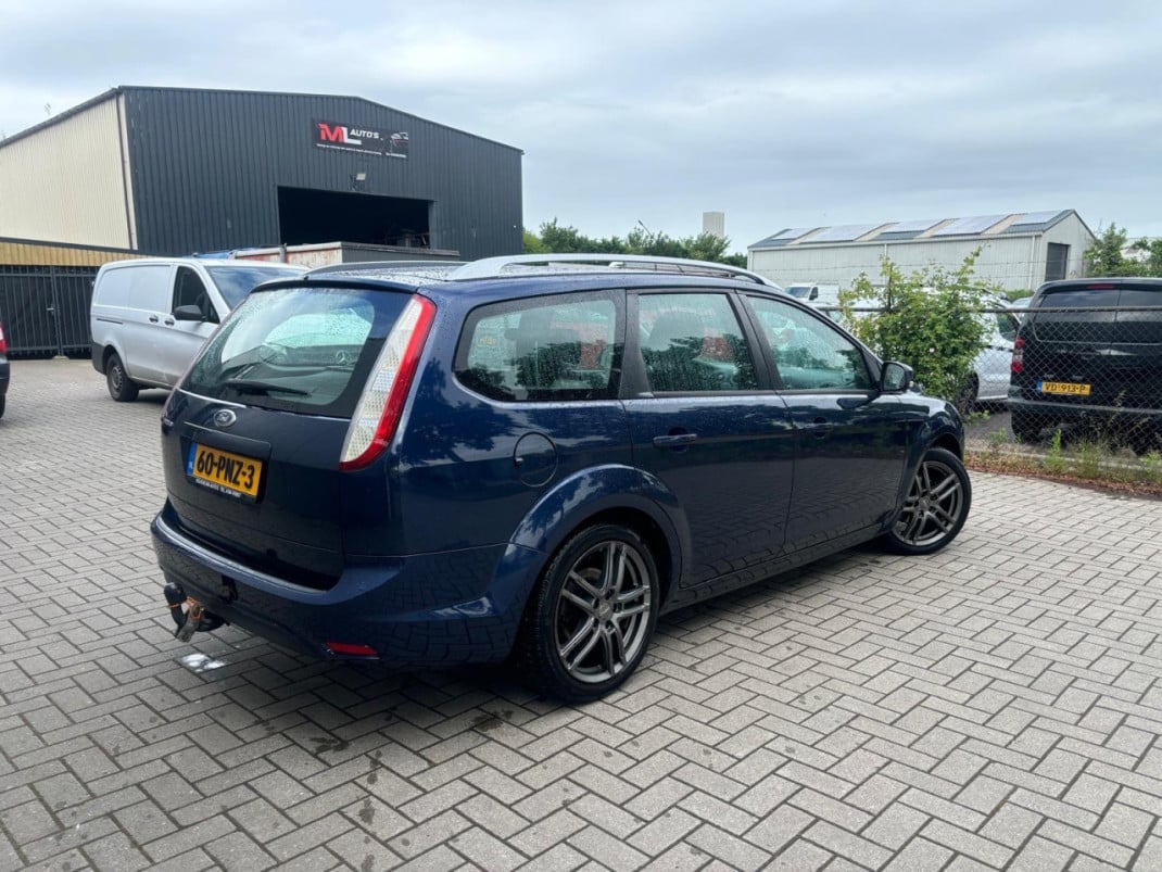 Ford Focus Wagon 1.6Comfort Airco/Cruise