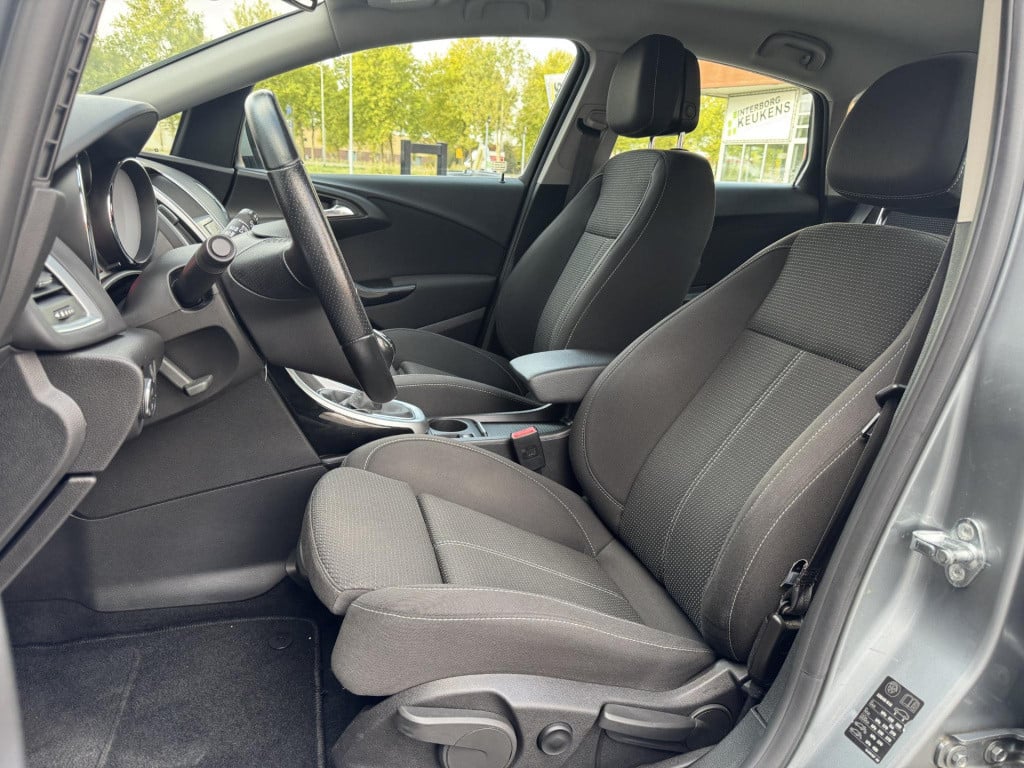 Opel Astra 1.4 turbo sport + nl-auto, afneembare trekhaak!
