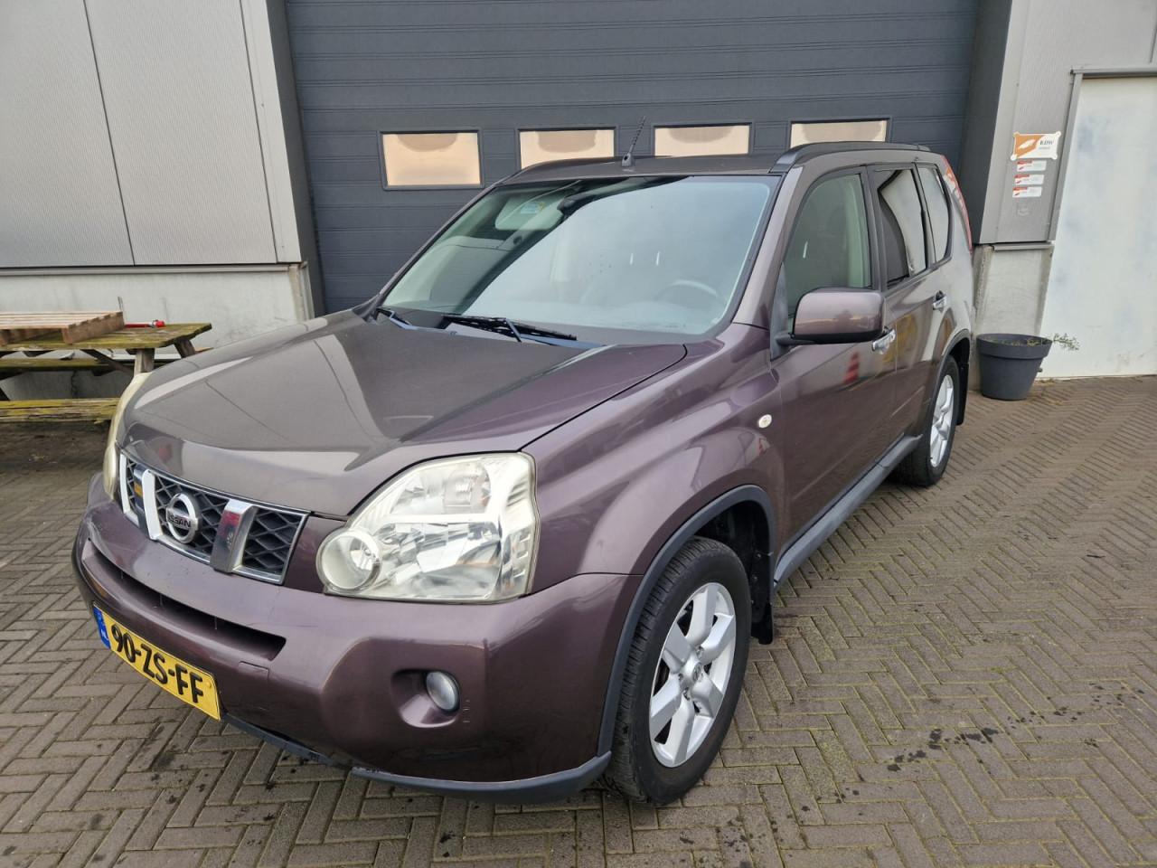 TE KOOP NISSAN X TRAIL 2.5 LE 4WD MET TREKHAAK APK TOT FEBRUARI 2027