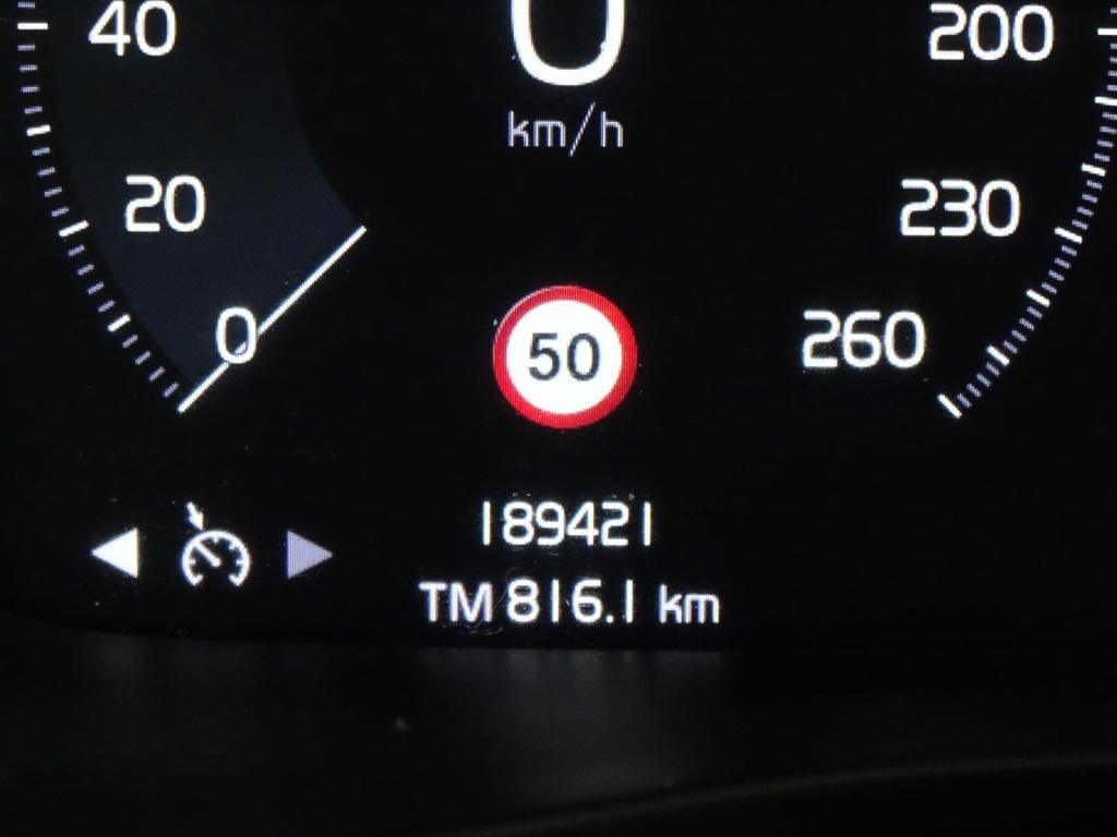 Volvo XC40 2.0 t4 momentum