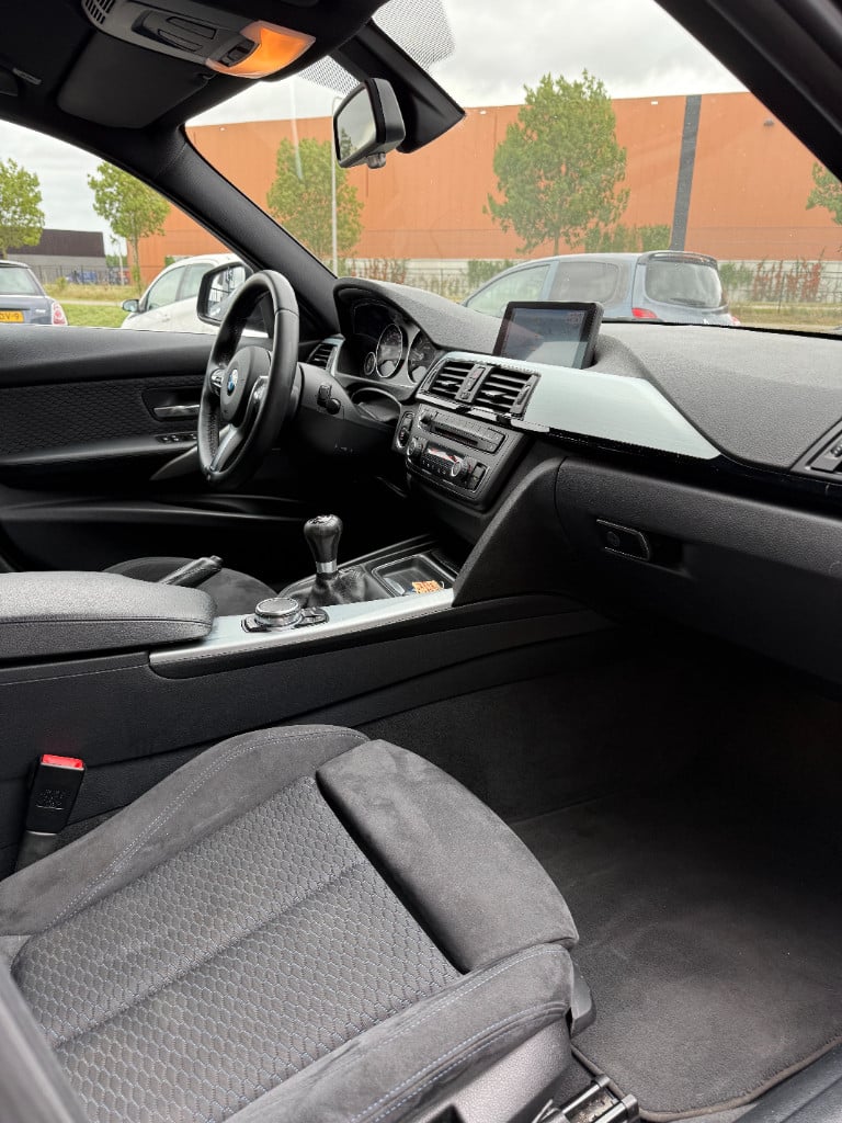 BMW 3-serie 316i - touring - m sport edition - origineel nl - nap -
