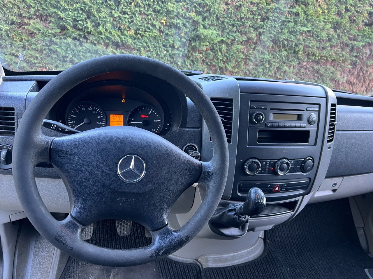 Mercedes-Benz Sprinter 318 3.0V6 182.929KM