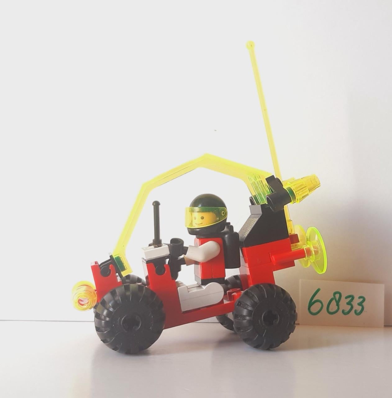 Lego Space M-Tron 6833: Beacon tracer