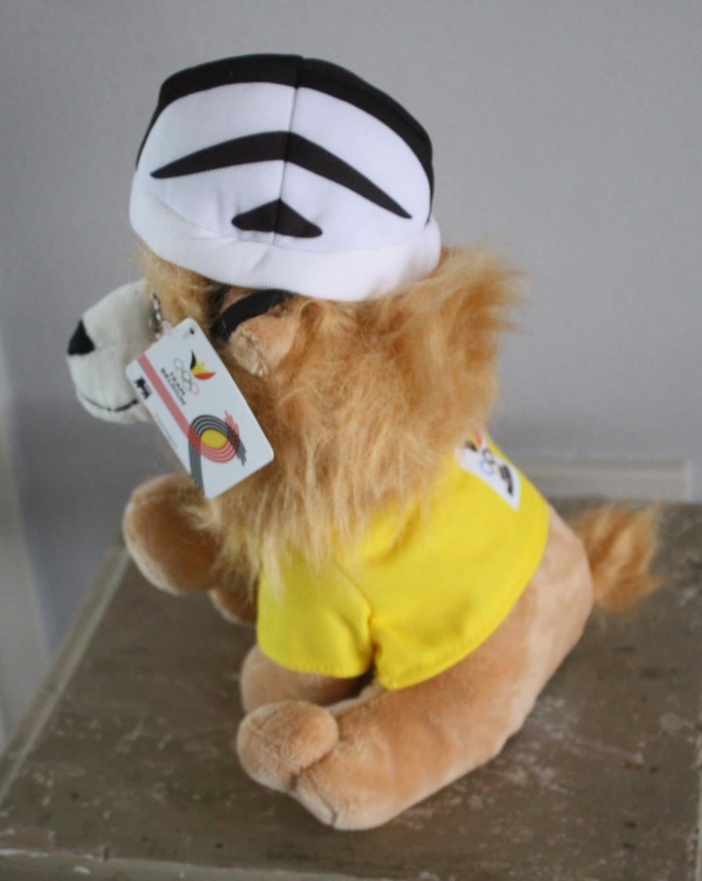 Knuffel leeuw met fietshelm