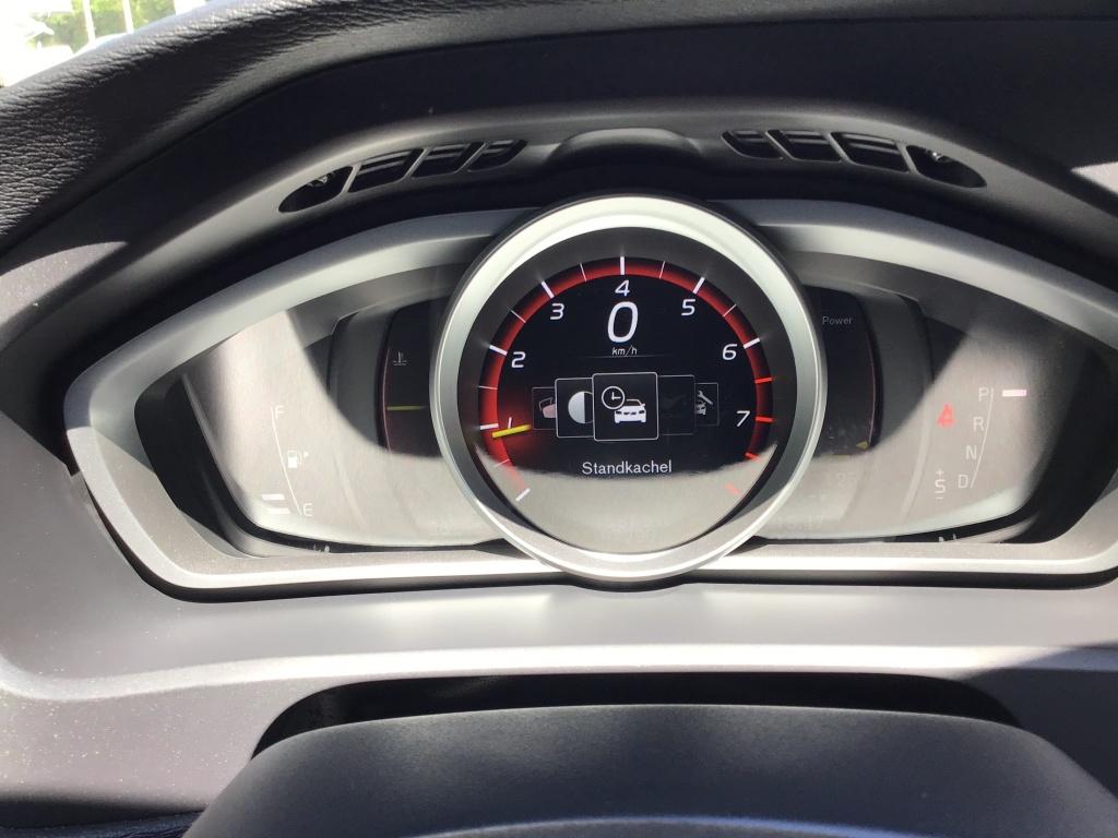 Volvo V40 cross country 1.5 t3 nordic+ nieuwstaat 1e eigenaar navi voc