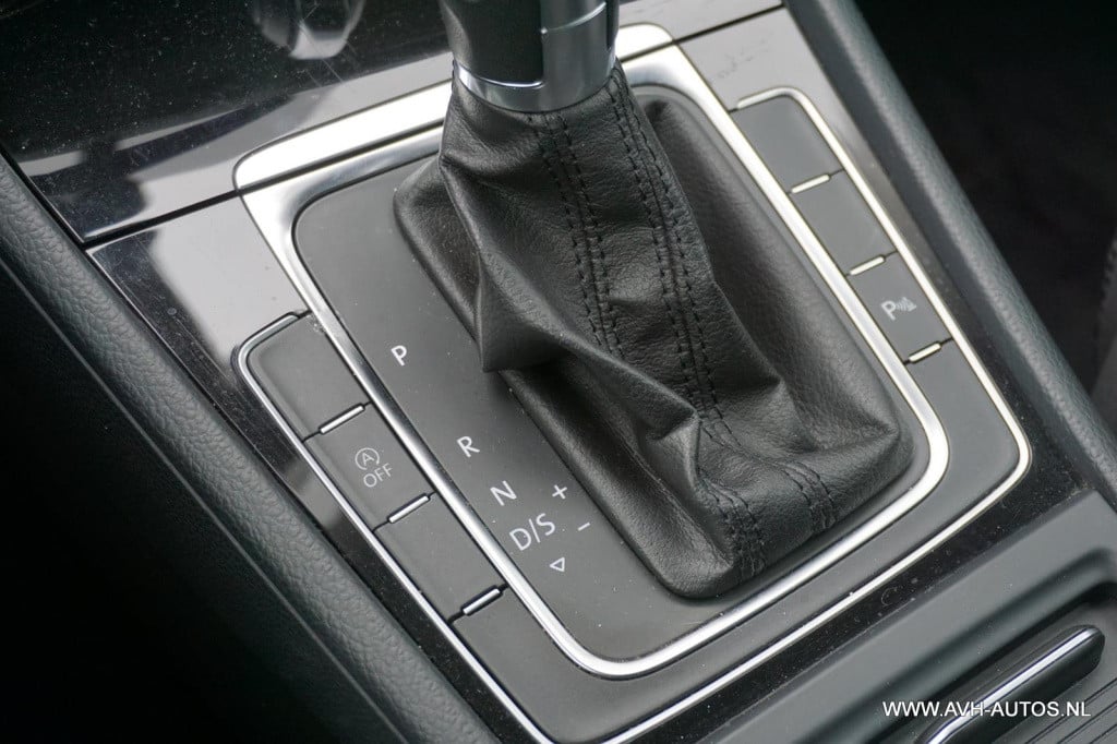 Volkswagen Golf variant 1.2 tsi business edition