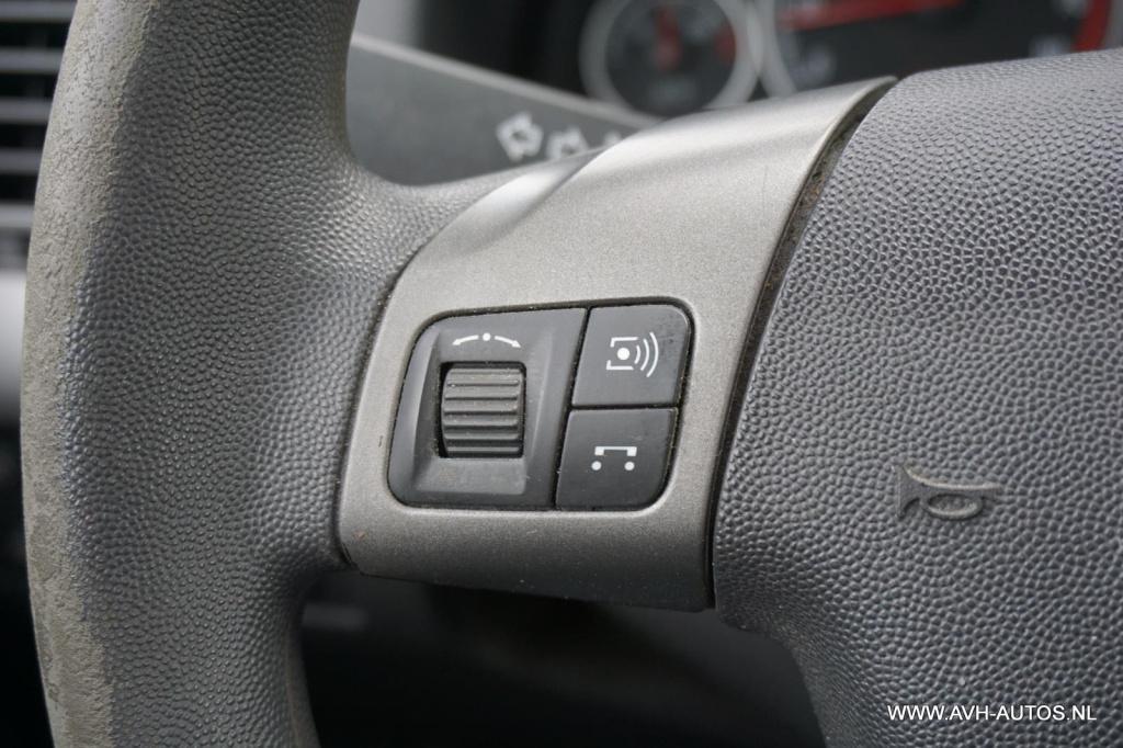 Opel Vectra wagon 1.8-16v comfort
