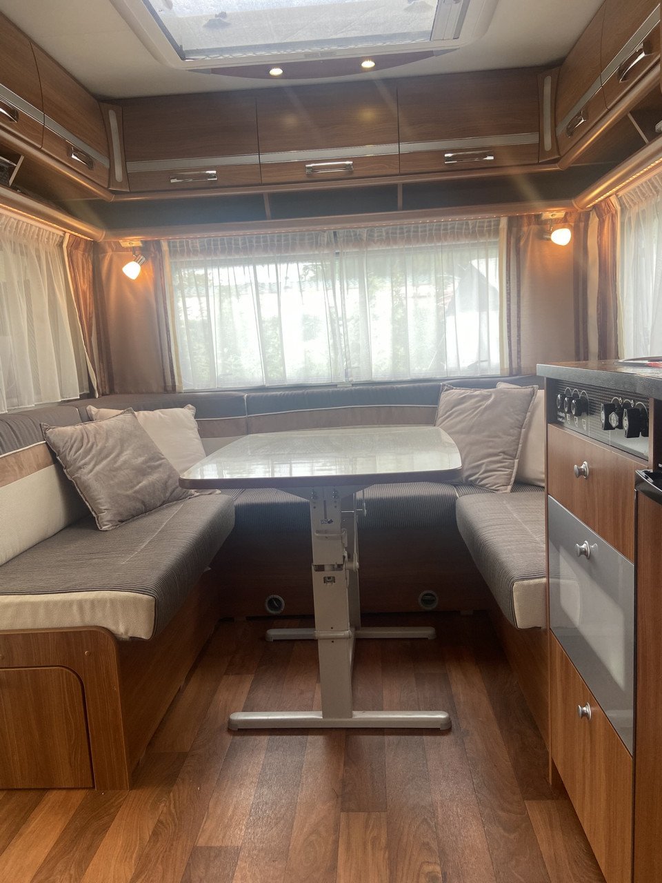 DETHLEFFS NOMAD 505 DB Incl. Isabella Commodore concept
