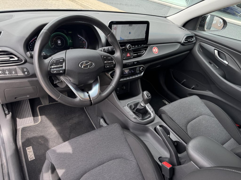 Hyundai I 30 1.0 t-gdi mhev comfort smart | navigatie full-map | camera | a