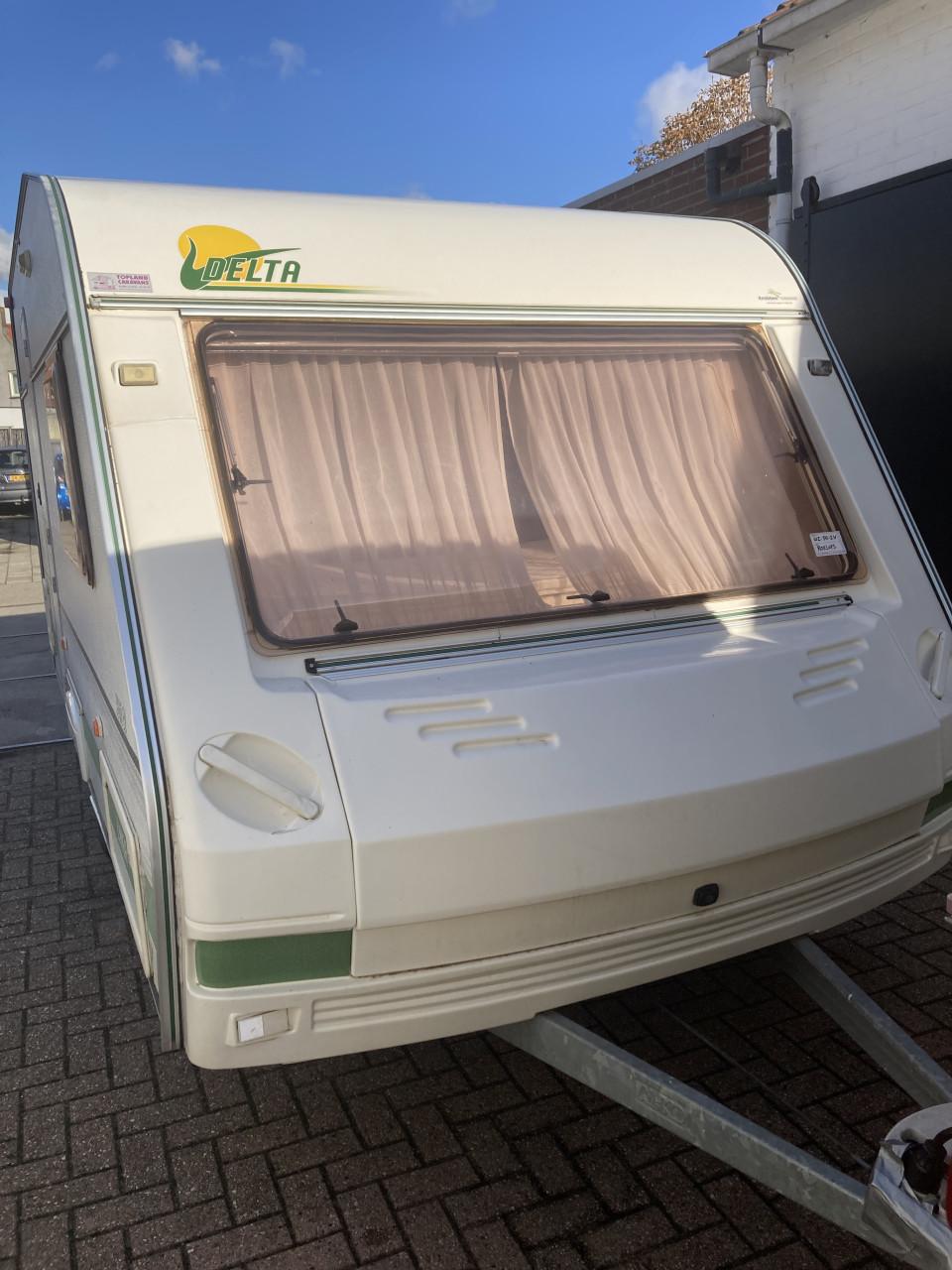 Nieuwstaat verkerende Delta uit 2001 - Truma kachel - Voortent